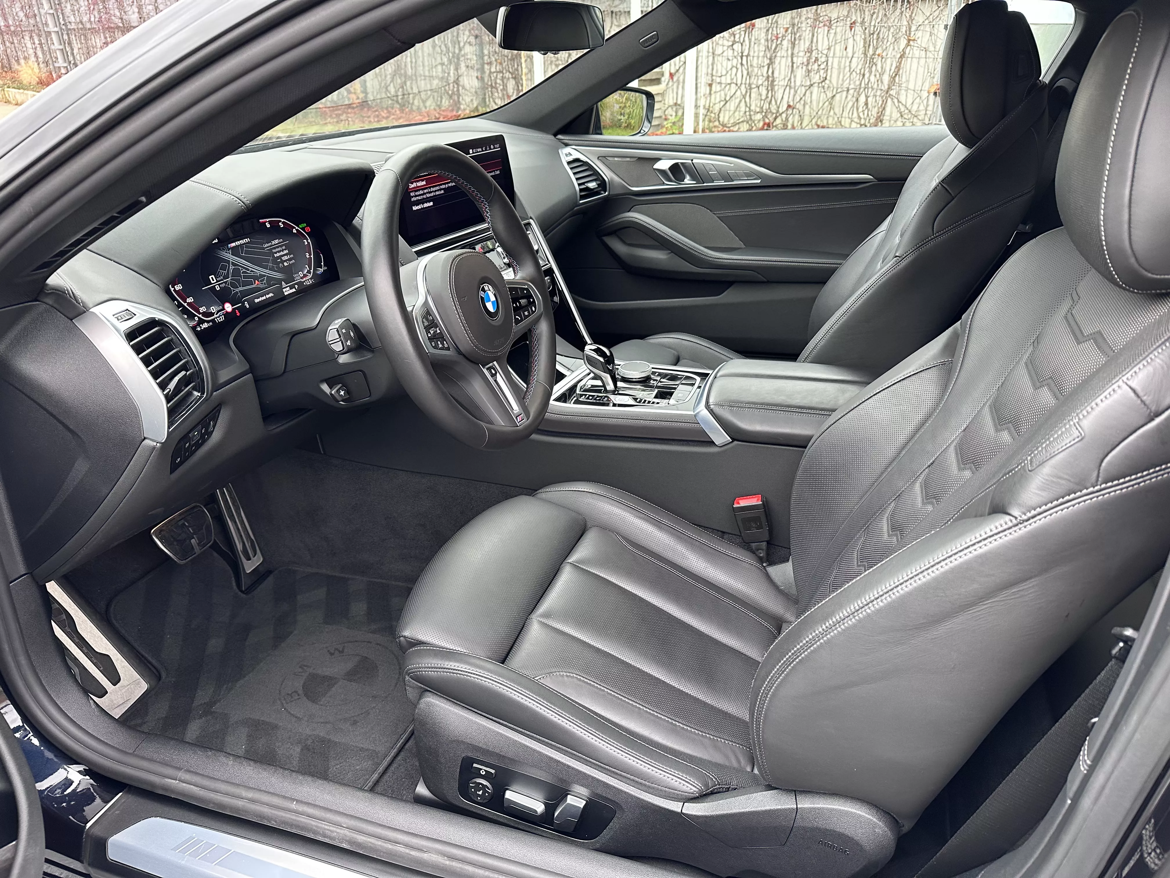 BMW M850i xDrive Coupe